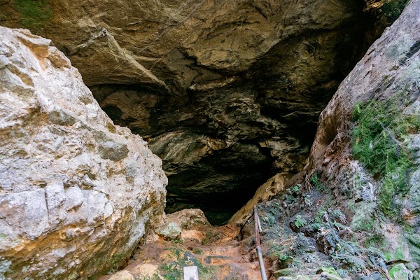 Ravana's Cave 4