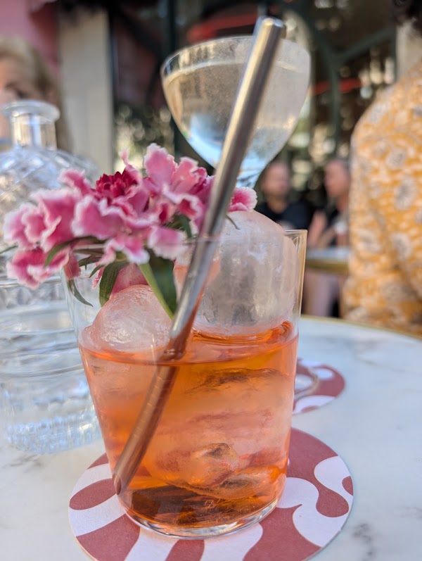 Bisou. 2