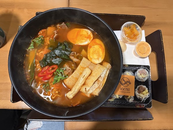KKINI K-Ramyun Eatery 5