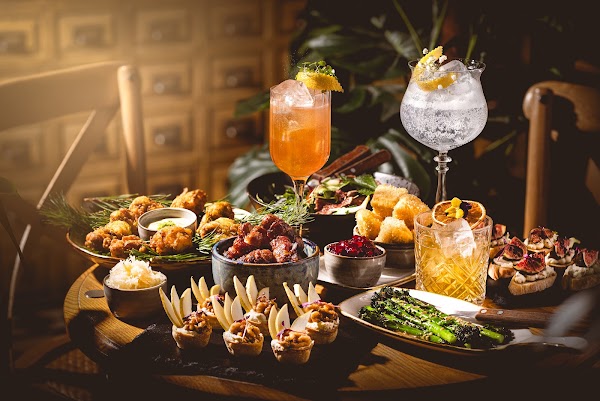 Mr Fogg's Botanical Tavern 5