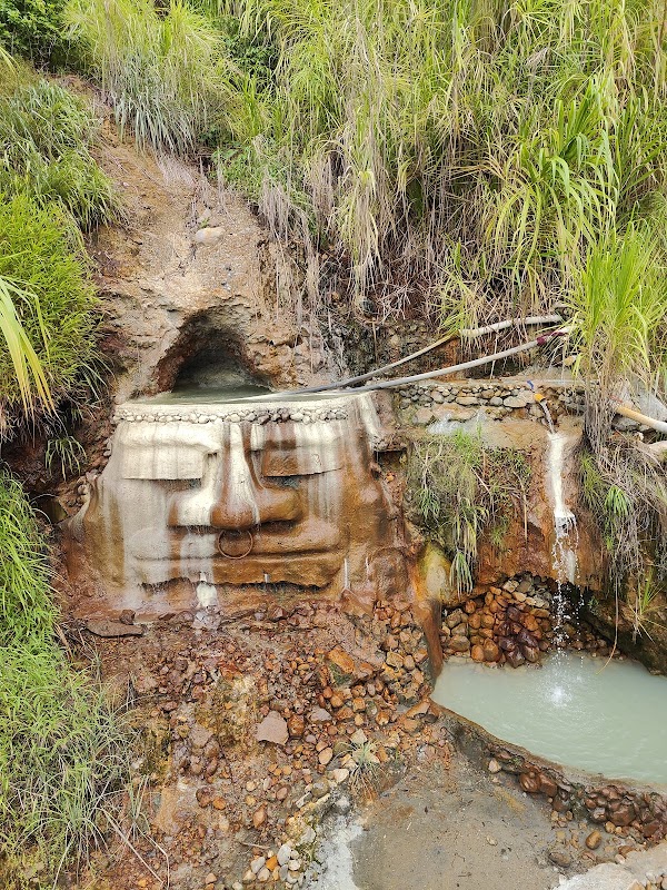 Screw's Sulfur Spas 2