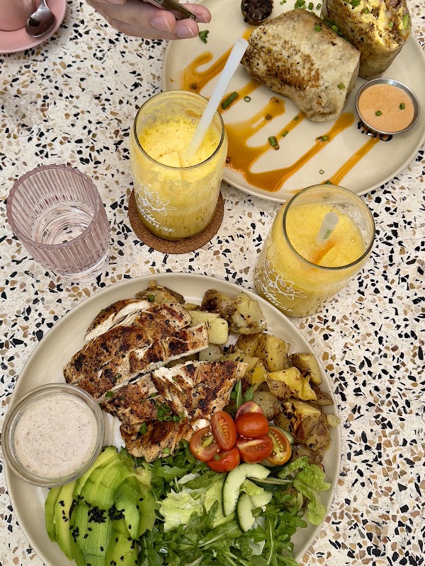openhouse cafe | Pererenan 3