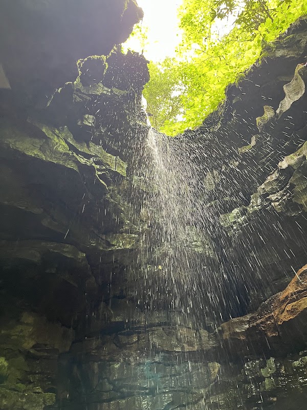 Henson's Cave Arch Trailhead 2