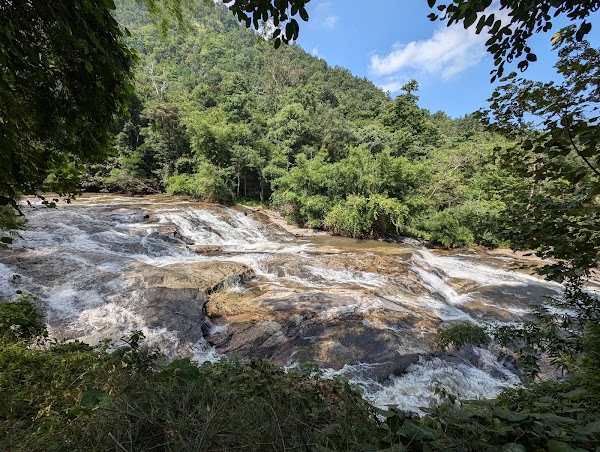 Mae Ya Waterfall 5
