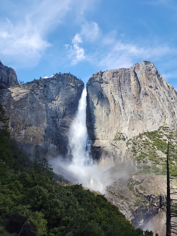 Upper Yosemite Falls Trail