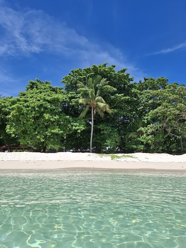 Little Bakkungaan Island 5