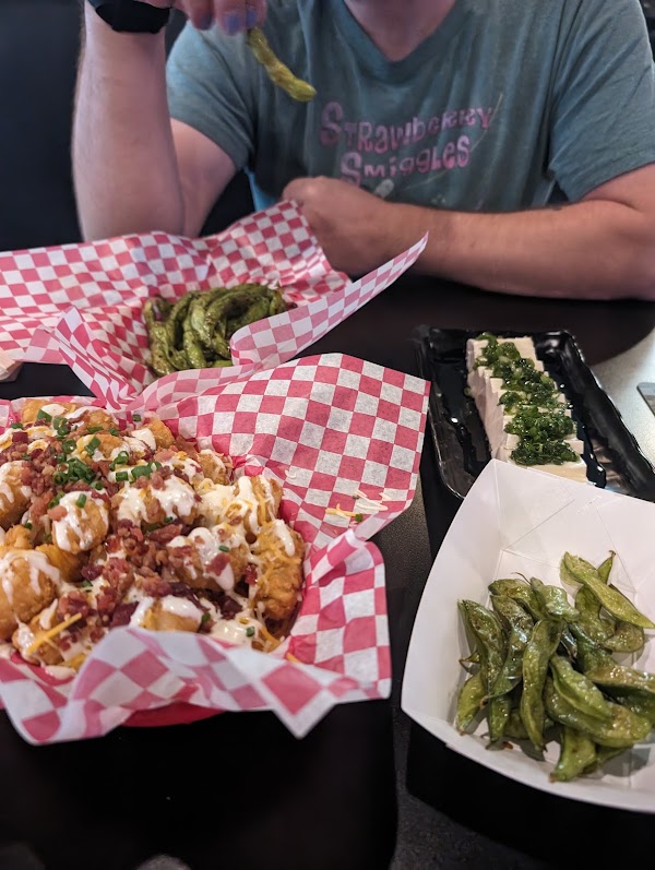 Osoyami Bar and Grill 4
