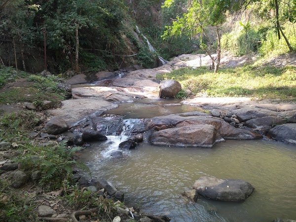 Mo Pang Waterfall 5