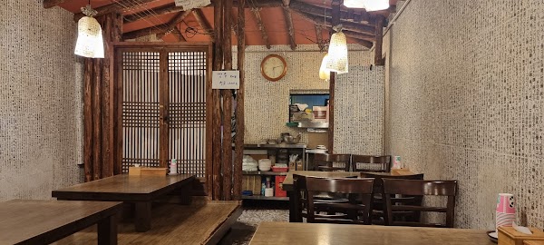 South Korea 33