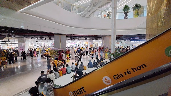 Emart Supermarket Sala 3