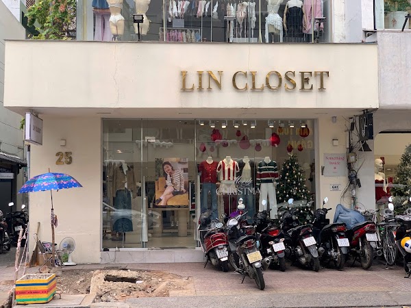 Lin Closet