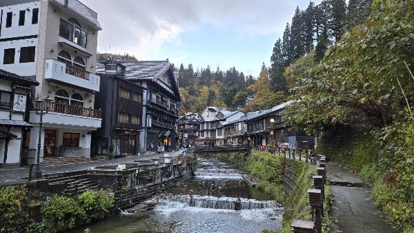 Ginzan River 4