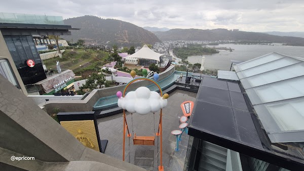 DALI JOY LUCK QINGSHI RESORT HOTEL