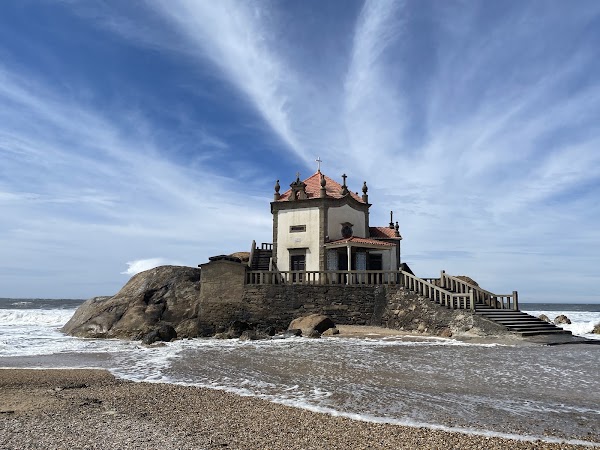 Senhor da Pedra beach