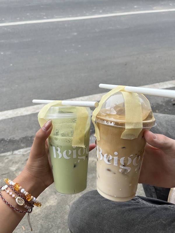 Beige Coffee Pererenan 1