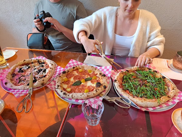 Sophia Pizzoteca & Bar 5