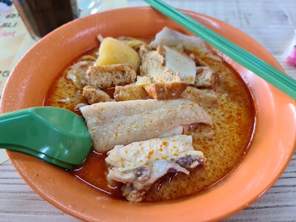Heng Kee Curry Chicken Bee Hoon Mee 5