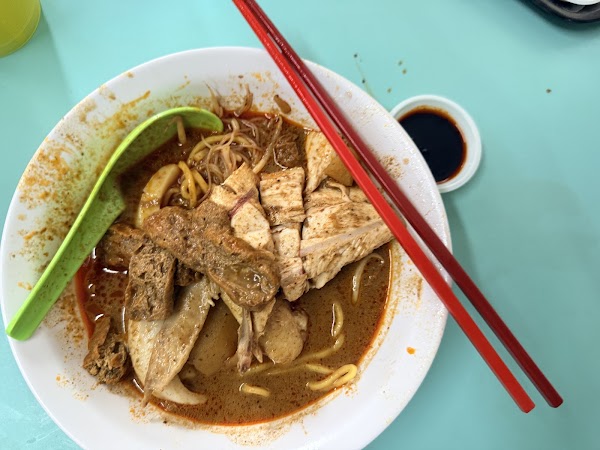 Heng Kee Curry Chicken Bee Hoon Mee 4