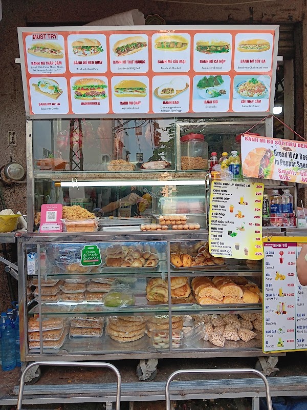 Bánh Mì Hồng Hoa 3