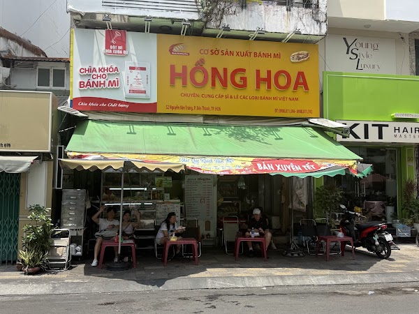 Bánh Mì Hồng Hoa 2