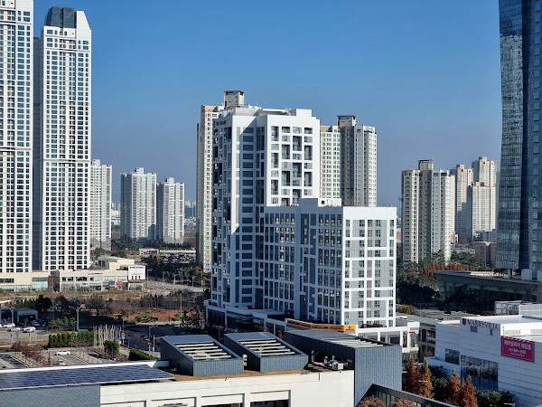 The Sharp Songdo Triple Tower East