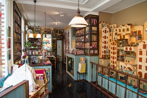 The Mouse Mansion - Shop & Studio