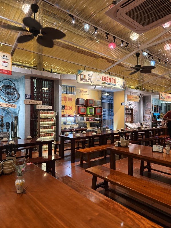 CHỢ NOM - NOM MARKET 2