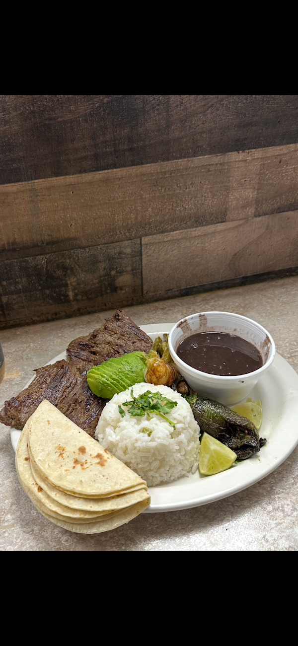 El Jarocho Tienda and Taqueria 4