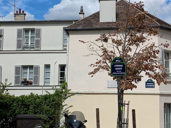 Avenue Junot 2