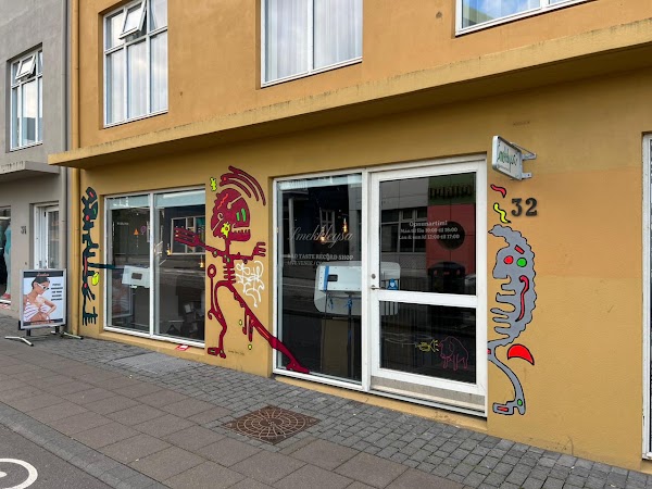 Smekkleysa Coffee & Record Shop