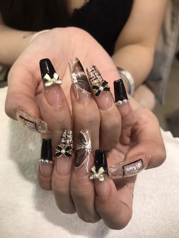 Check Nails ทำเล็บ ห้วยขวาง 1