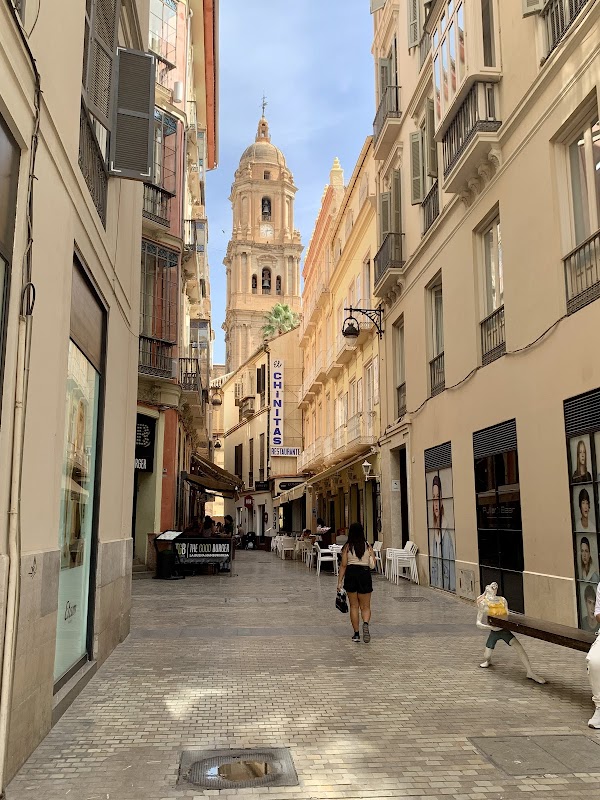 Calle Molina Lario 1