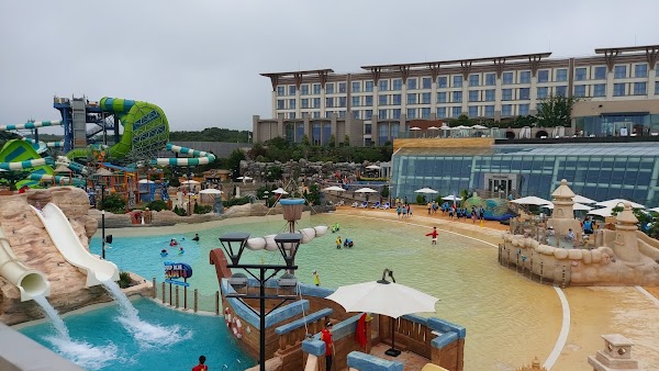 Shinhwa Water Park