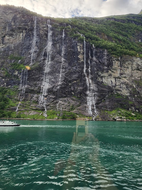 Brudesløret (Bridal Veil) 3