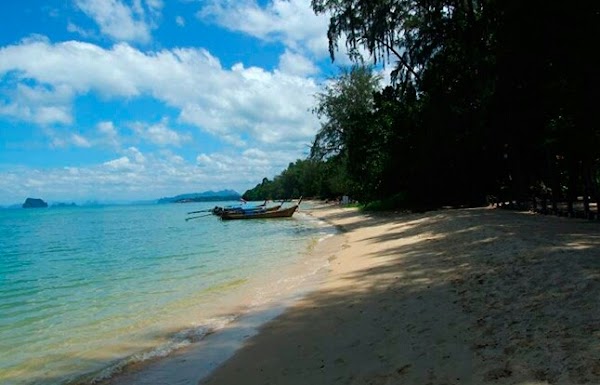 Tubkaek Beach 5