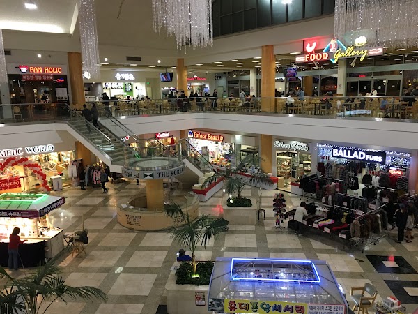 Koreatown Galleria 5