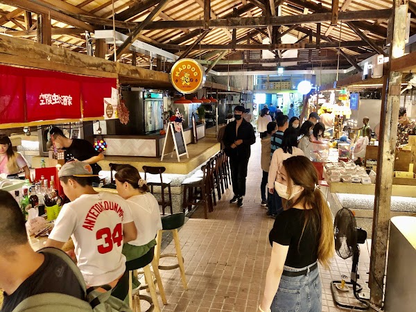 Yancheng First Public Retail Market 4