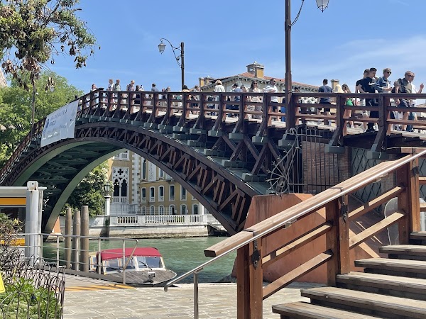 Ponte dell'Accademia 5