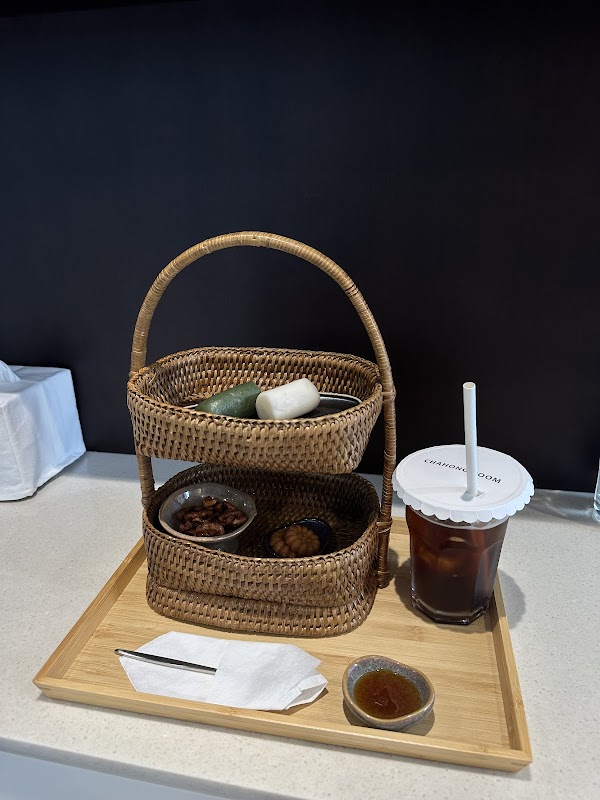 ChaHong Room Myeongdong Hair salon | 차홍룸 명동점 | 车洪Room美发沙龙 明洞店 | チャホンルーム 明洞店 4