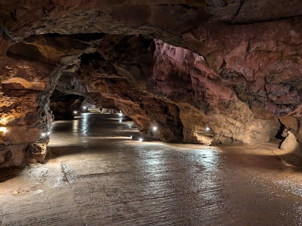 Cheddar Gorge and Caves 3