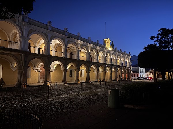 Antigua Guatemala Central Park 3
