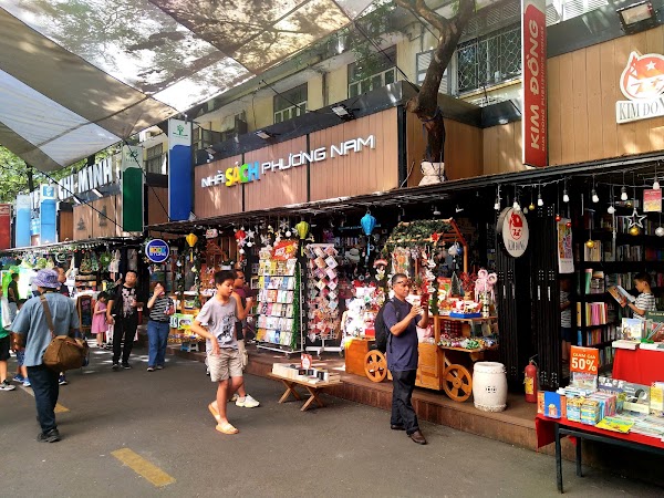 Ho Chi Minh City Book Street 5