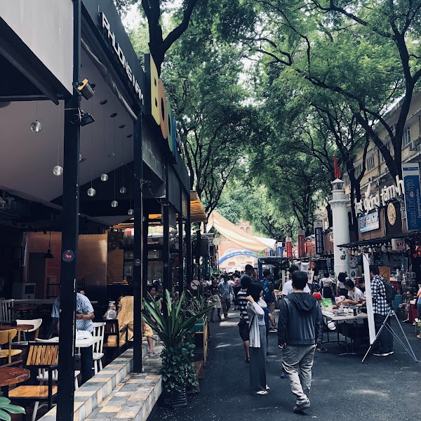 Ho Chi Minh City Book Street 4