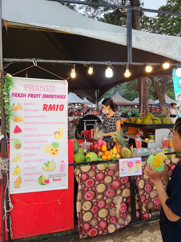 Tanjung Aru Beach Night Market 1