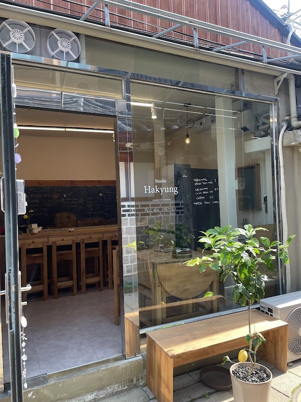 Studio Hakyung 5