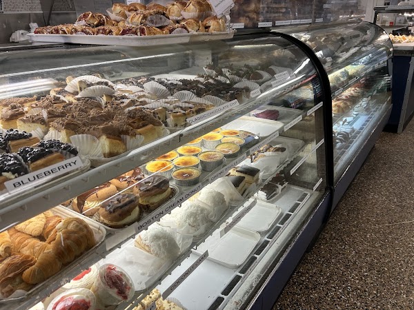 Bova's Bakery 4