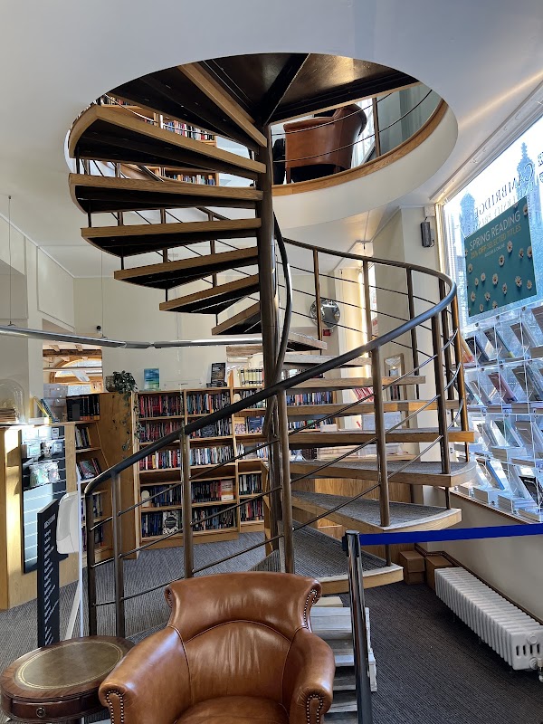 Cambridge University Press Bookshop 4
