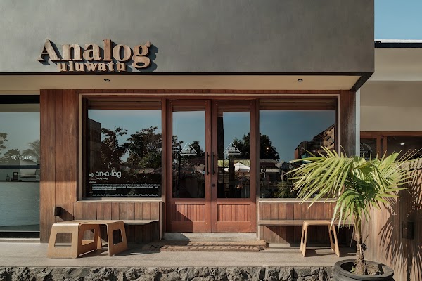 Analog Uluwatu | Cafe | Bar | Bistro