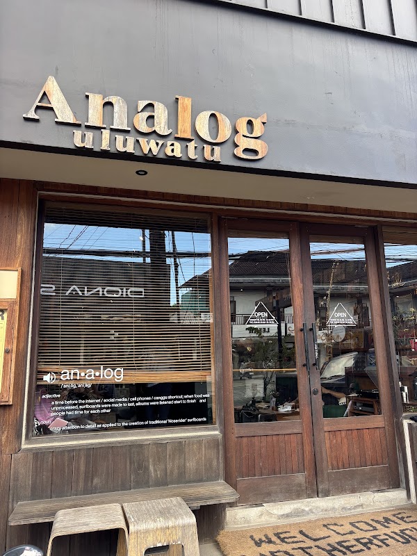 Analog Uluwatu | Cafe | Bar | Bistro 2