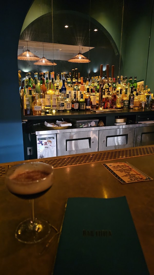 Bar Chica 1